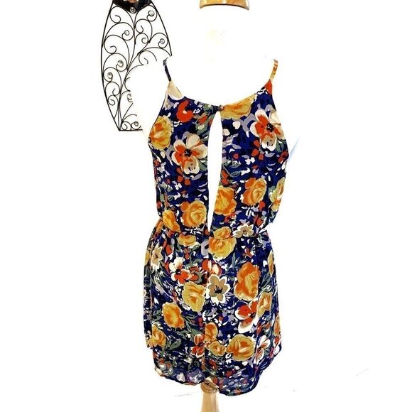 NWOT Runway Story Mini Dress - Picture 3 of 5